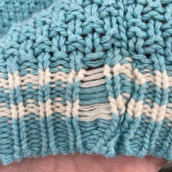 Taylor Swift Blue Cable Knit Cardigan - Picture 9 of 9